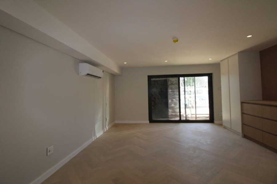 4 Bedroom Property for Sale in Camps Bay Western Cape